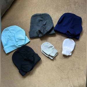 NWOT Hats with matching mittens